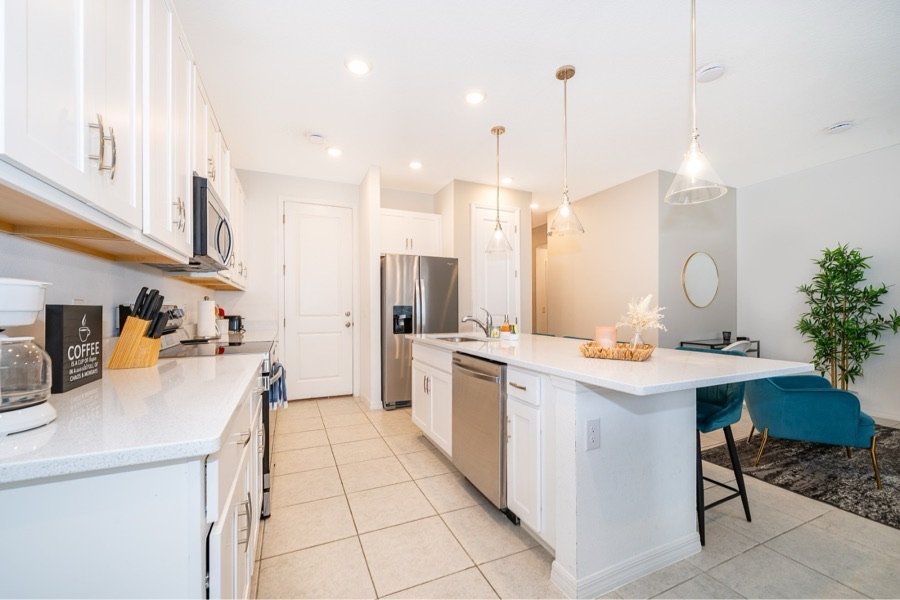 1013 Plantation Lane - 1 property image