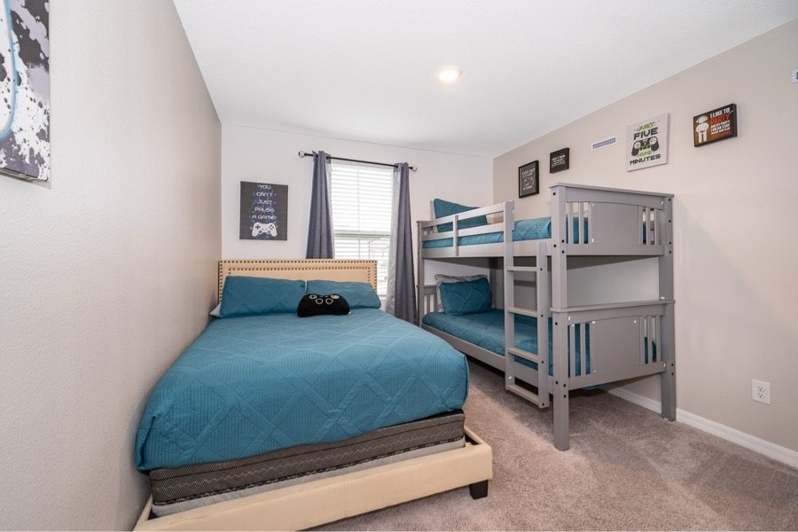 1013 Plantation Lane - 1 property image