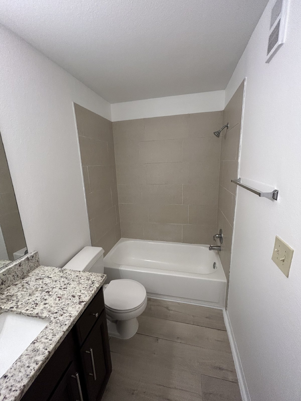 1055 S. Hiawassee Road - 2035 property image