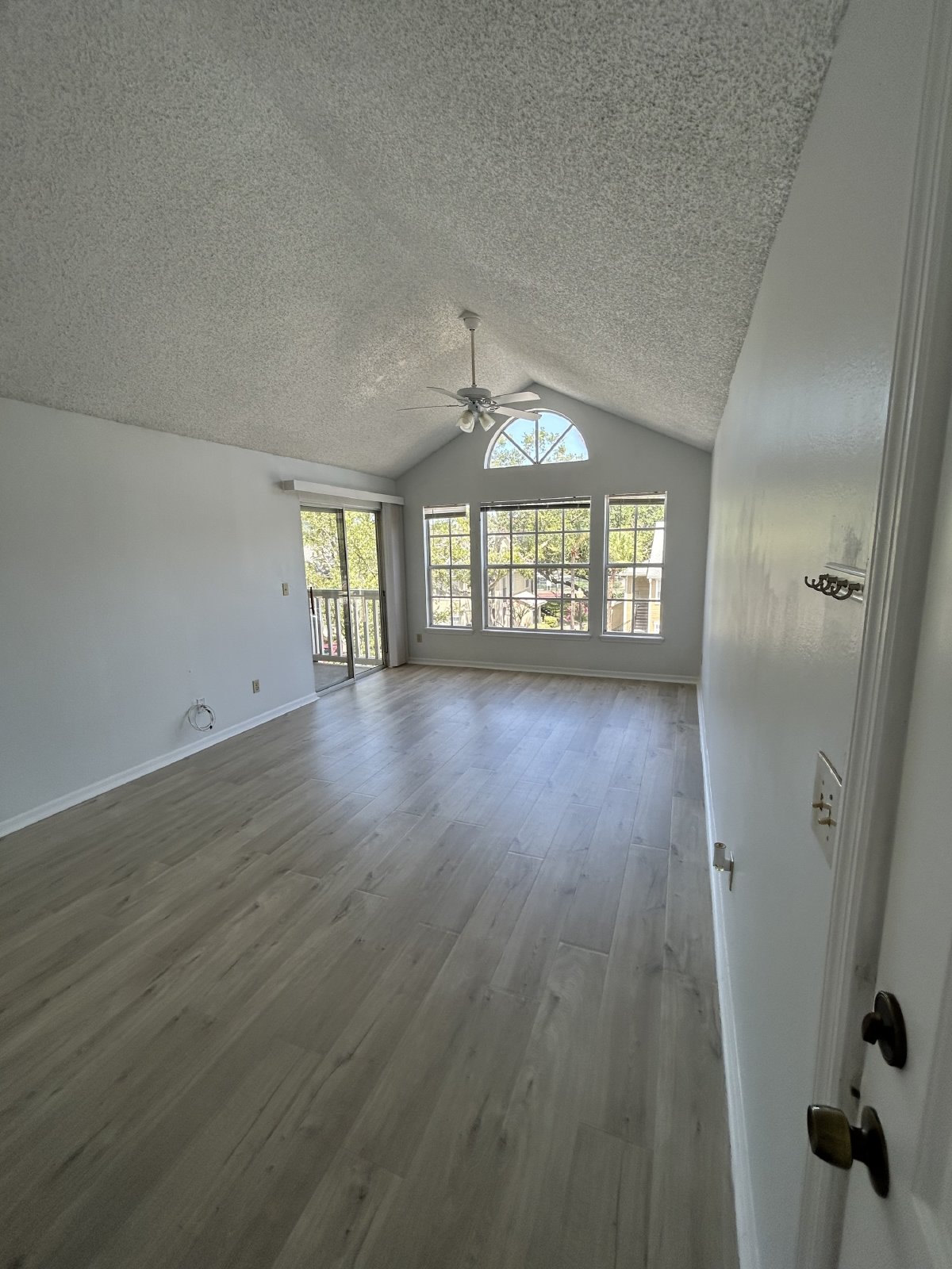 1055 S. Hiawassee Road - 2035 property image